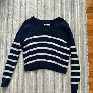 Hollister cropped sweater